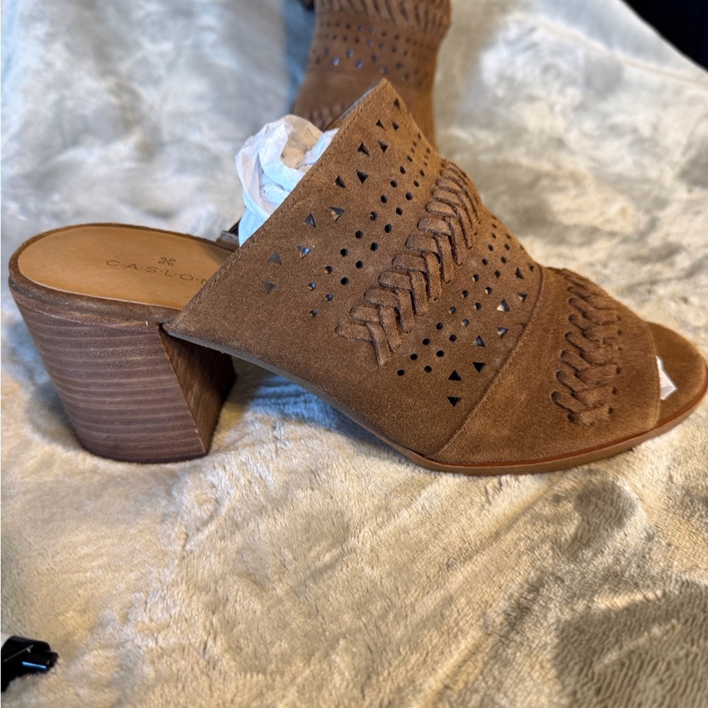 Caslon Brown Leather Perforated Mules. NWT - Picture 2 of 6